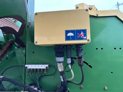KRONE Vario Pack Multi-Cut 1800 round baler (No.J0877) for export from Japan