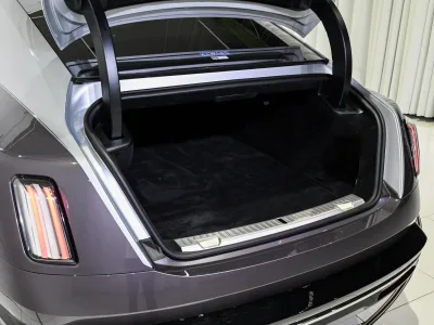 2025 Rolls-Royce Spectre - The Pinnacle of Luxury (No.550992) for export from Japan