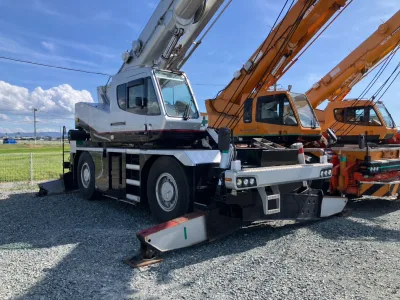2018 KATO SR-250Rf 25-TON ROUGH TERRAIN CRANE | KR-25H-F | JAPAN STOCK