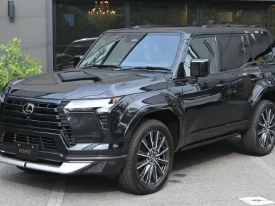 2025 Lexus GX550 Version L 4WD for export from Japan