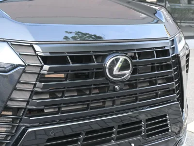 2025 Lexus GX550 Version L 4WD for export from Japan