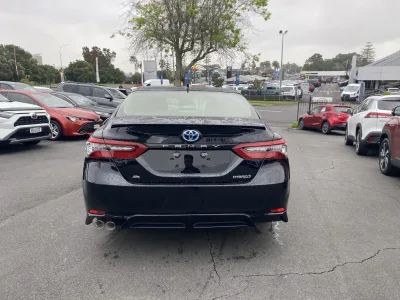 2025 Toyota Camry ZR 2.5P HEV – Hybrid Luxury Sedan for export from Japan
