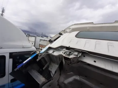 2016 Isuzu Giga large Aluminium wing body truck QPG-CYL77B (No.920772) for export from Japan