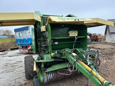 KRONE Vario Pack Multi-Cut 1800 round baler (No.J0877) for export from Japan