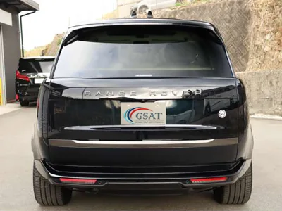 Land Rover Range Rover SV 4.4L P530 Standard Wheelbase 4WD with New Car -Black ( No-960681) for export from Japan
