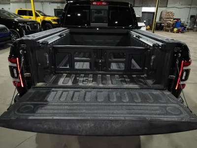 2025 RAM 3500 Laramie LHD A/T (No.960864)
