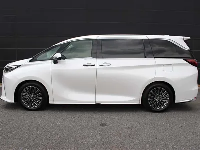 2025 Lexus LM 500h EXECUTIVE AWD (No.620975) for export from Japan