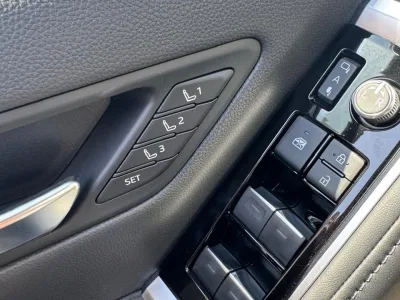 2026 Toyota Land Cruiser 300 ZX 3.5L Performance Hybrid 5-Seater | LHD for export from Japan