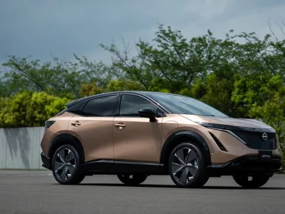 2025 Nissan Ariya Electric Compact Crossover SUV (No.590527) for export from Japan