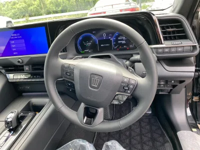 2026 Toyota Crown 2.5 Z THE 70th Hybrid for export from Japan