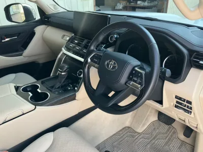 2023 Toyota Land Cruiser 300 ZX 4WD – Modellista Edition for export from Japan