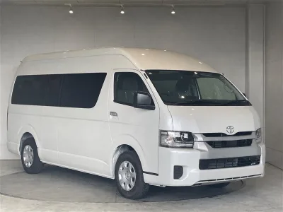 2026 Toyota Hiace Commuter GL 14-Seater 2.8L Diesel Auto for export from Japan