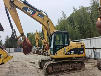 2012 Caterpillar 320D-E Hydraulic Excavator for export from Japan