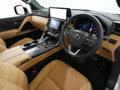 2025 LEXUS LX700h 4WD | SONIC QUARTZ 7 Seater Hybrid for export from Japan