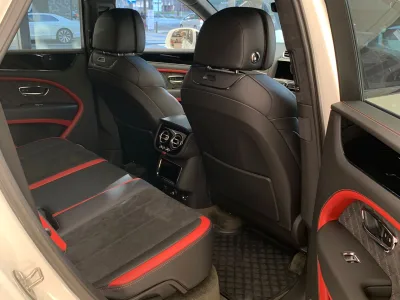 2023 Bentley Bentayga Speed W12 SUV ( Final Manufacture ) No.J0811 for export from Japan