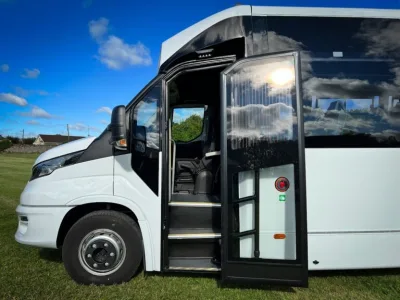 Iveco eDaily Ferqui Lagos Electric 28-Seater Accessible Minibus for export from Japan