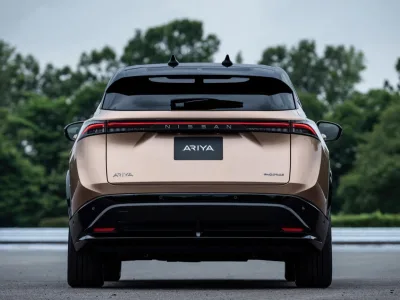2025 Nissan Ariya Electric Compact Crossover SUV (No.590527) for export from Japan
