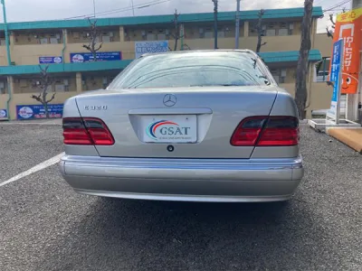 Mercedes-Benz E320 2002 (N0-J0689) for export from Japan