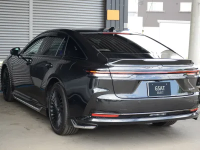 2026 Toyota Crown 2.5 Z THE 70th Hybrid for export from Japan