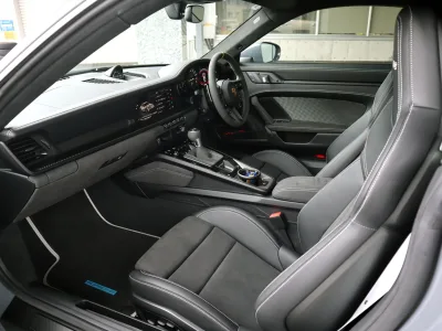  2025 PORSCHE 911 GT3 RS PDK  PCCB RHD for export from Japan