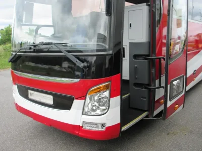 2017 Hyundai Universe Bus 55 Seater- The Ultimate Choice for Group Travel (No.341015) for export from Japan