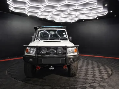 2020 Toyota Land Cruiser 79 LX V8 / 4.5D Double Cab RHD for export from Japan