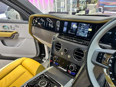 2025 Rolls-Royce Cullinan Series II: A New Era of Luxury (No.J01006) for export from Japan