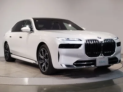 2025 BMW i7 eDrive for export from Japan