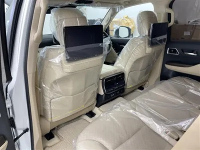 2025 TOYOTA LAND CRUISER 300 ZX 4WD for export from Japan