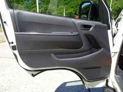 2026 TOYOTA HIACE COMMUTER GL 14 SEATER  for export from Japan