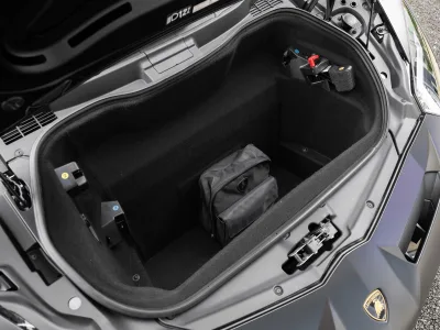 2021 Lamborghini Aventador SVJ Roadster: The Ultimate Supercar Experience convertible (No.112972) for export from Japan