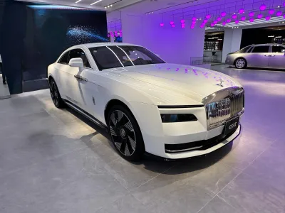 2025 Rolls-Royce Spectre The Epitome of Luxury (No.J0988) for export from Japan