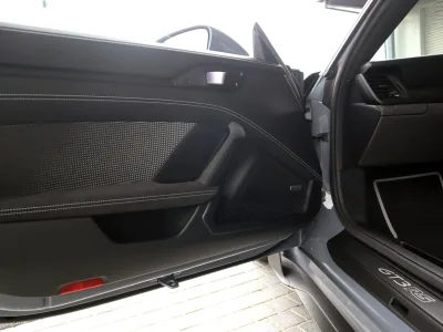  2025 PORSCHE 911 GT3 RS PDK  PCCB RHD for export from Japan