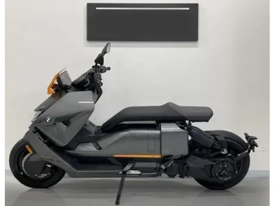 2022 BMW Motorrad CE 04 (10.25” TFT display) (No.J0590)