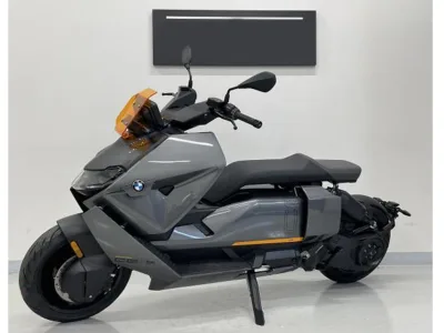 2022 BMW Motorrad CE 04 (10.25” TFT display) (No.J0590)