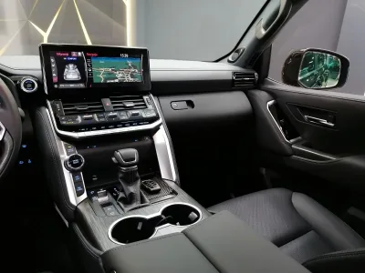 DEC/2022 LANDCRUISER LC300 70TH ANNIVERSARY LEFT HAND DRIVE (No.101816)