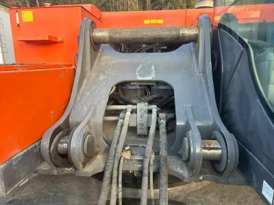 HITACHI ZX670LCR- 3 Excavator (No.J0928)