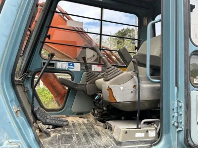 Hitachi EX200LC-3 Excavator (No.108916)