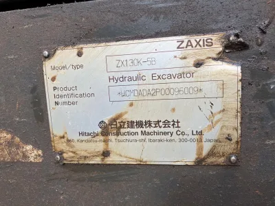 Hitachi Excavator ZX130 (No.850801)