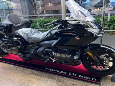 Honda Goldwing GL1800   Certified Used Car (No-770699)