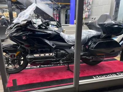 Honda Goldwing GL1800   Certified Used Car (No-770699)