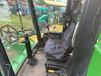 JOHN DEERE 1075 COMBINE HARVESTER (No.J0794)