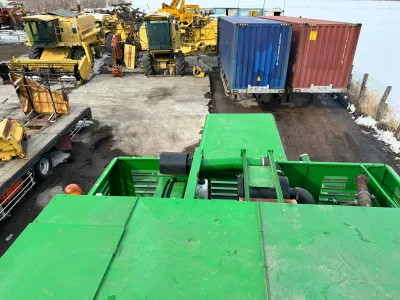 JOHN DEERE 1170 COMBINE HARVESTER (No.J0954)
