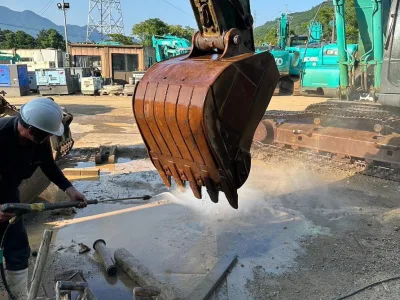KOBELCO SK200 Excavator (No.J0744)