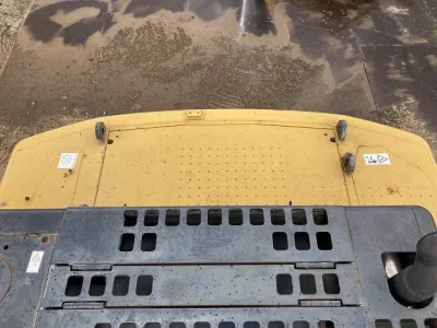KOMATSU PC450 EXCAVATOR (No.J0749)