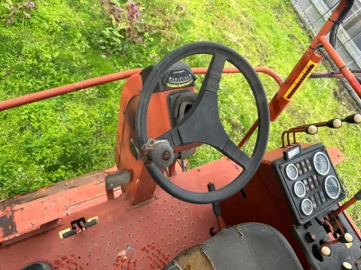 LAVERDA 3700 COMBINE HARVESTER (No.J0847)
