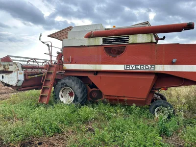 LAVERDA 3700 COMBINE HARVESTER (No.J0847)