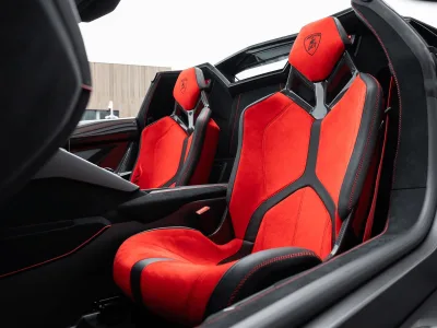 2021 Lamborghini Aventador SVJ Roadster: The Ultimate Supercar Experience convertible (No.112972)