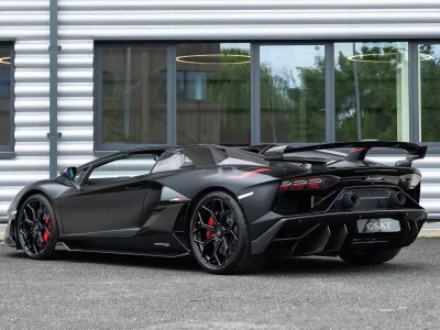 2021 Lamborghini Aventador SVJ Roadster: The Ultimate Supercar Experience convertible (No.112972)