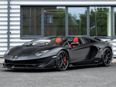 2021 Lamborghini Aventador SVJ Roadster: The Ultimate Supercar Experience convertible (No.112972)